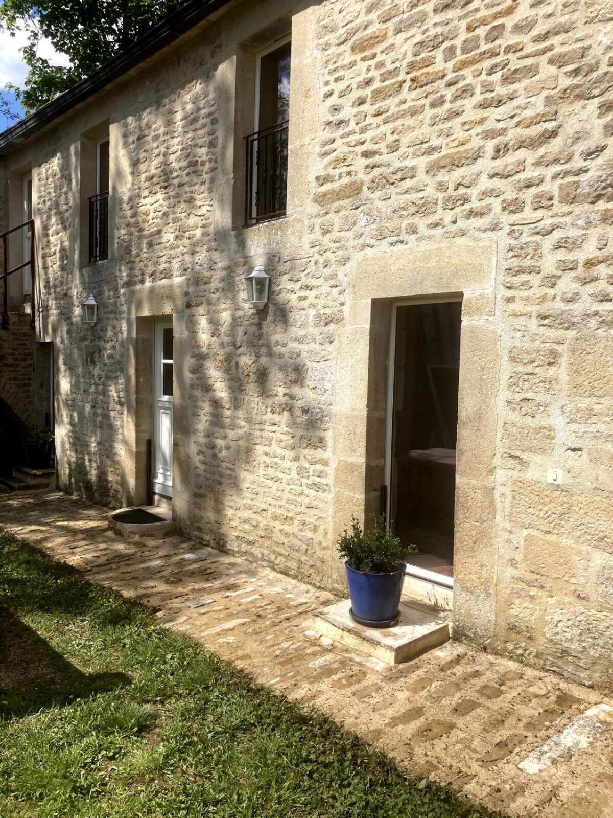 La Petite Chapelle L'Isle-sur-Serein